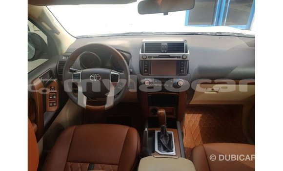 Buy Import Toyota Land Cruiser White Car in Import - Dubai in Attapeu Province Buy Import Toyota Land Cruiser White Car in Import - Dubai in Attapeu Province
