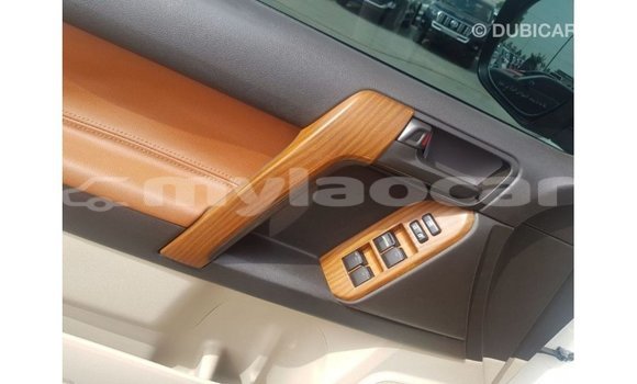Buy Import Toyota Land Cruiser White Car in Import - Dubai in Attapeu Province Buy Import Toyota Land Cruiser White Car in Import - Dubai in Attapeu Province