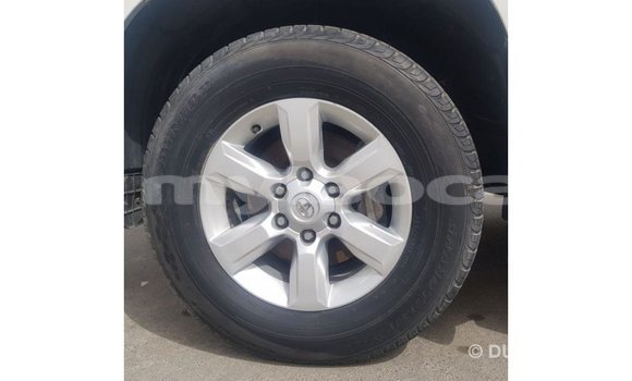 Buy Import Toyota Land Cruiser White Car in Import - Dubai in Attapeu Province Buy Import Toyota Land Cruiser White Car in Import - Dubai in Attapeu Province