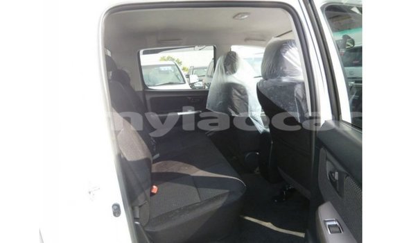 Buy Import Toyota Hilux White Car in Import - Dubai in Attapeu Province Buy Import Toyota Hilux White Car in Import - Dubai in Attapeu Province