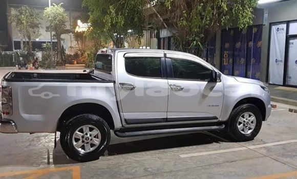 Buy Used Chevrolet Colorado Silver Car in Vientiane in Vientiane Province Buy Used Chevrolet Colorado Silver Car in Vientiane in Vientiane Province
