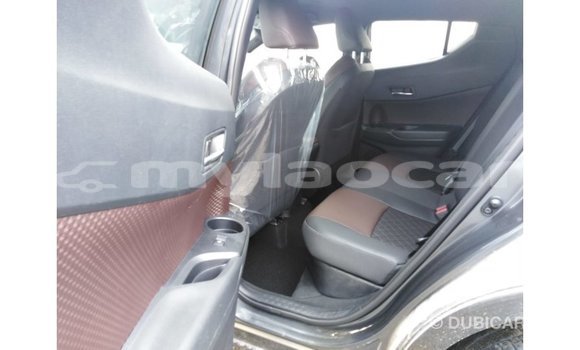Buy Import Toyota C-HR Other Car in Import - Dubai in Attapeu Province Buy Import Toyota C-HR Other Car in Import - Dubai in Attapeu Province