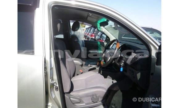 Buy Import Toyota Hilux Other Car in Import - Dubai in Attapeu Province Buy Import Toyota Hilux Other Car in Import - Dubai in Attapeu Province
