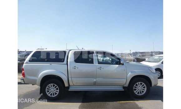 Buy Import Toyota Hilux Other Car in Import - Dubai in Attapeu Province Buy Import Toyota Hilux Other Car in Import - Dubai in Attapeu Province