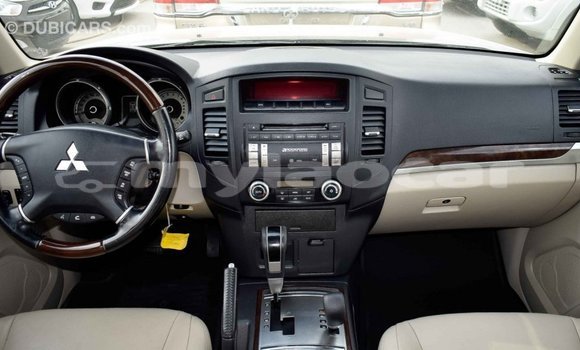 Buy Import Mitsubishi Pajero Black Car in Import - Dubai in Attapeu Province Buy Import Mitsubishi Pajero Black Car in Import - Dubai in Attapeu Province