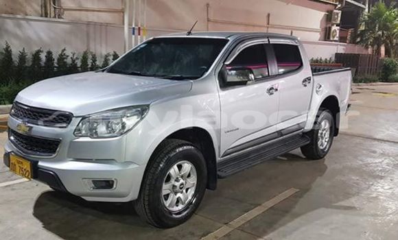 Buy Used Chevrolet Colorado Silver Car in Vientiane in Vientiane Province Buy Used Chevrolet Colorado Silver Car in Vientiane in Vientiane Province