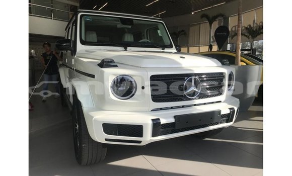 Buy Import Mercedes-Benz 190 (W201) White Car in Import - Dubai in Attapeu Province Buy Import Mercedes-Benz 190 (W201) White Car in Import - Dubai in Attapeu Province