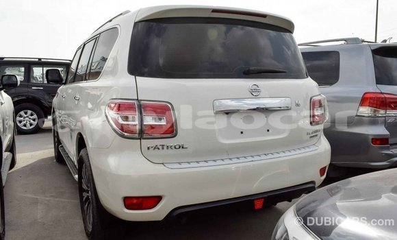 ຊື້ ການ ນຳ ເຂົ້າ Nissan Patrol White ລົດ ໃນ Import - Dubai ໃນ Attapeu Province ຊື້ ການ ນຳ ເຂົ້າ Nissan Patrol White ລົດ ໃນ Import - Dubai ໃນ Attapeu Province