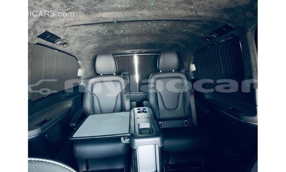 Buy Import Mercedes-Benz 250 Black Car in Import - Dubai in Attapeu Province Buy Import Mercedes-Benz 250 Black Car in Import - Dubai in Attapeu Province