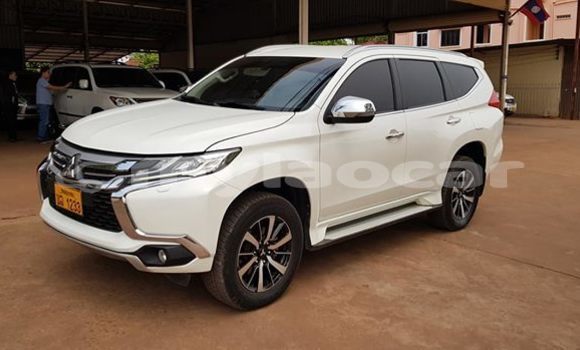 Buy Used Mitsubishi Pajero Sport White Car in Vientiane in Vientiane Province