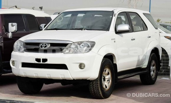 Buy Import Toyota Fortuner White Car in Import - Dubai in Attapeu Province Buy Import Toyota Fortuner White Car in Import - Dubai in Attapeu Province