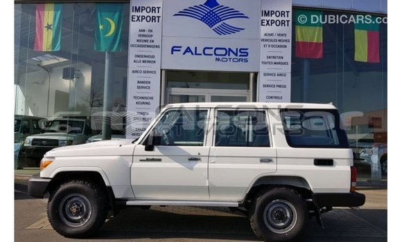 Buy Import Toyota Land Cruiser White Car in Import - Dubai in Attapeu Province Buy Import Toyota Land Cruiser White Car in Import - Dubai in Attapeu Province