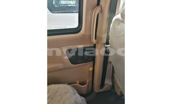 Buy Import Hyundai Accent White Car in Import - Dubai in Attapeu Province Buy Import Hyundai Accent White Car in Import - Dubai in Attapeu Province