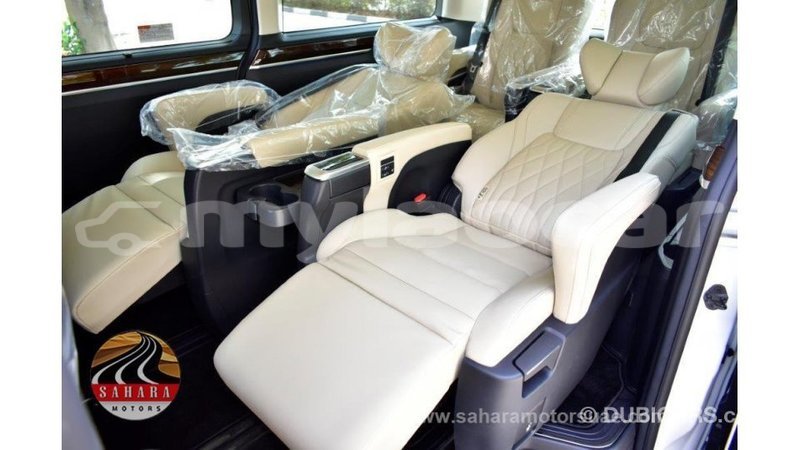 Big with watermark toyota granvia attapeu province import dubai 3362