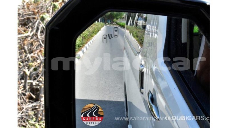 Big with watermark toyota granvia attapeu province import dubai 3362