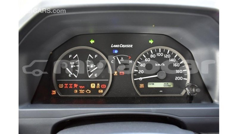 Big with watermark toyota land cruiser attapeu province import dubai 3363