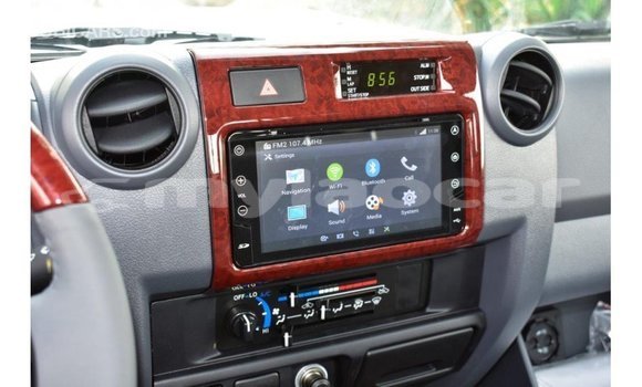 Acheter Import Voiture Toyota Land Cruiser Autre à Import - Dubai, Attapeu Province Acheter Import Voiture Toyota Land Cruiser Autre à Import - Dubai, Attapeu Province