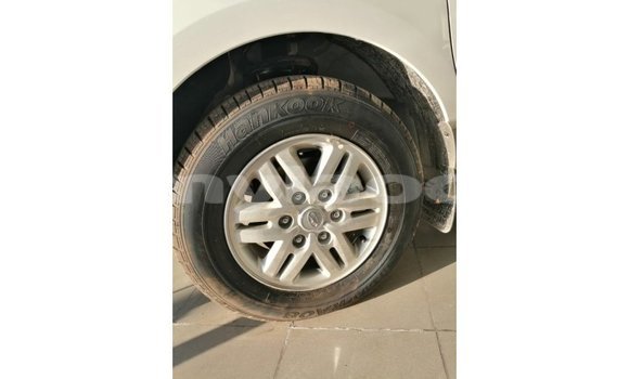 Buy Import Hyundai Accent White Car in Import - Dubai in Attapeu Province Buy Import Hyundai Accent White Car in Import - Dubai in Attapeu Province