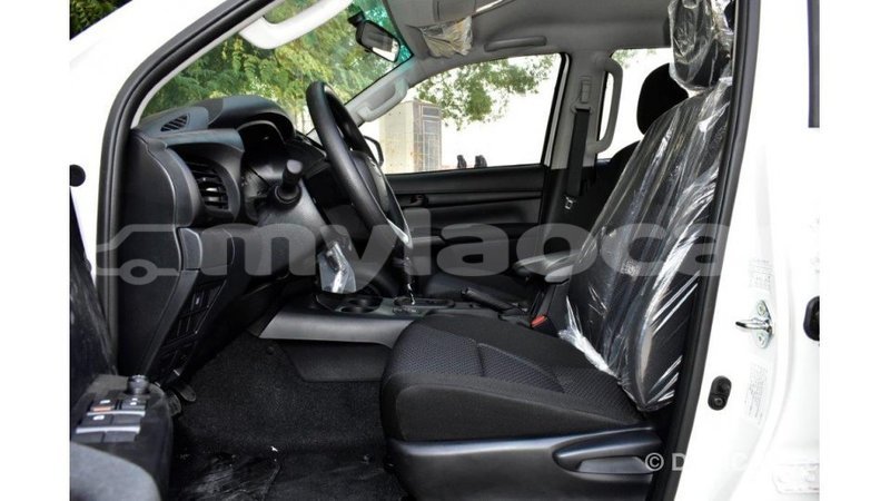 Big with watermark toyota hilux attapeu province import dubai 3365