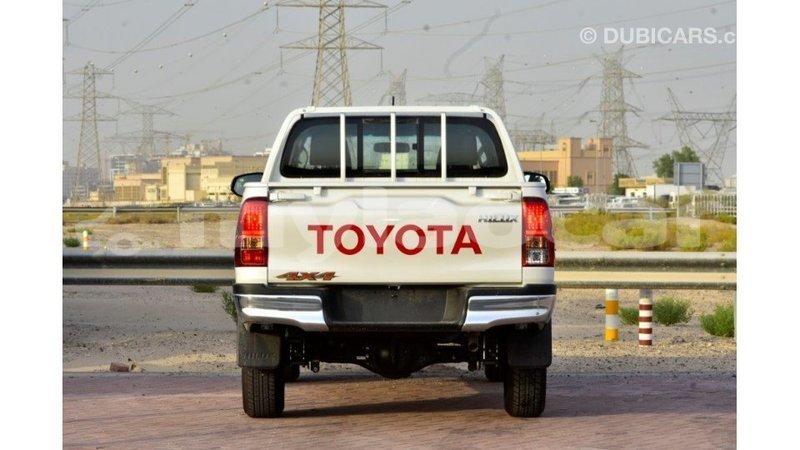 Big with watermark toyota hilux attapeu province import dubai 3365