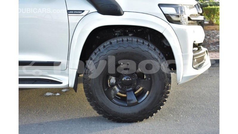 Big with watermark toyota land cruiser attapeu province import dubai 3370
