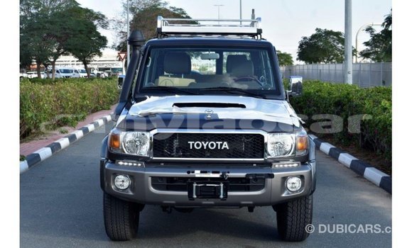 Acheter Import Voiture Toyota Land Cruiser Autre à Import - Dubai, Attapeu Province Acheter Import Voiture Toyota Land Cruiser Autre à Import - Dubai, Attapeu Province