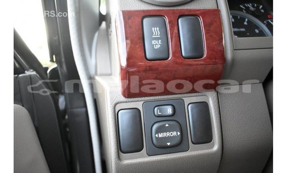 Acheter Import Voiture Toyota Land Cruiser Autre à Import - Dubai, Attapeu Province Acheter Import Voiture Toyota Land Cruiser Autre à Import - Dubai, Attapeu Province