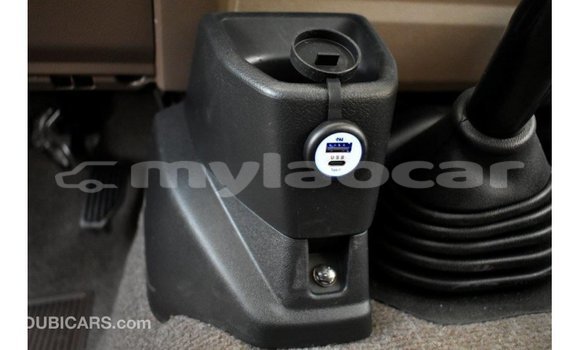 Acheter Import Voiture Toyota Land Cruiser Autre à Import - Dubai, Attapeu Province Acheter Import Voiture Toyota Land Cruiser Autre à Import - Dubai, Attapeu Province