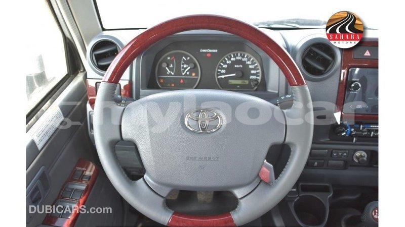 Big with watermark toyota land cruiser attapeu province import dubai 3378