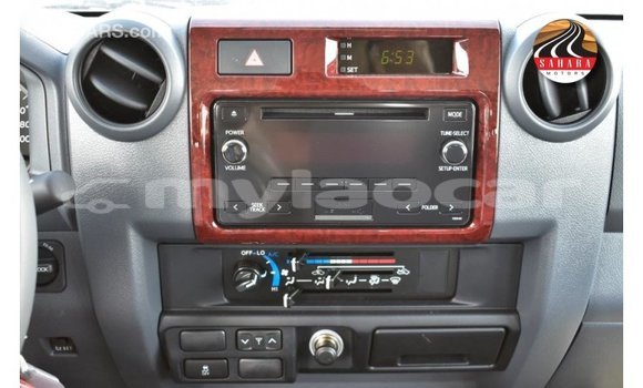 Acheter Import Voiture Toyota Land Cruiser Autre à Import - Dubai, Attapeu Province Acheter Import Voiture Toyota Land Cruiser Autre à Import - Dubai, Attapeu Province
