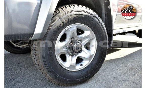 Acheter Import Voiture Toyota Land Cruiser Autre à Import - Dubai, Attapeu Province Acheter Import Voiture Toyota Land Cruiser Autre à Import - Dubai, Attapeu Province