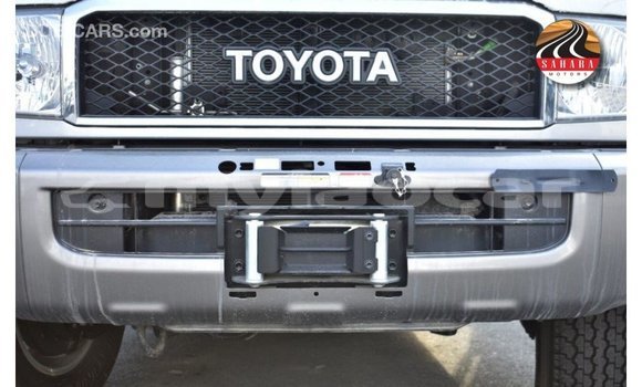 Acheter Import Voiture Toyota Land Cruiser Autre à Import - Dubai, Attapeu Province Acheter Import Voiture Toyota Land Cruiser Autre à Import - Dubai, Attapeu Province
