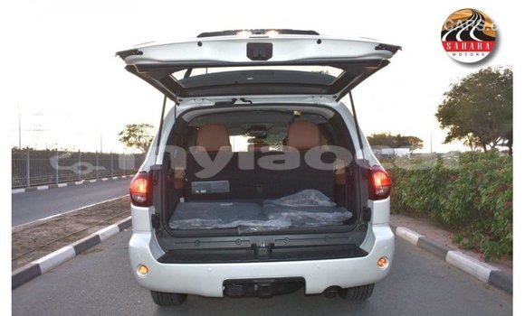 Acheter Import Voiture Toyota Sequoia Blanc à Import - Dubai, Attapeu Province Acheter Import Voiture Toyota Sequoia Blanc à Import - Dubai, Attapeu Province