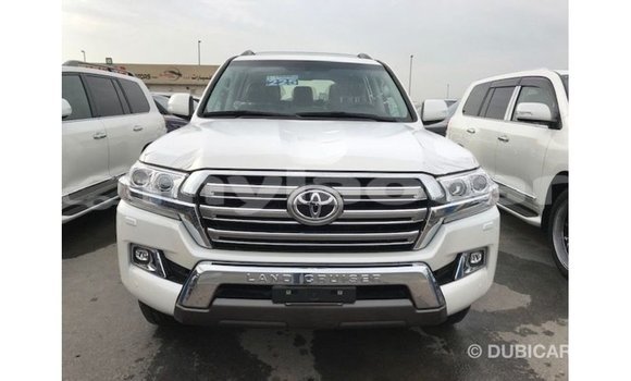 Buy Import Toyota Land Cruiser White Car in Import - Dubai in Attapeu Province Buy Import Toyota Land Cruiser White Car in Import - Dubai in Attapeu Province