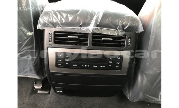 Buy Import Toyota Land Cruiser White Car in Import - Dubai in Attapeu Province Buy Import Toyota Land Cruiser White Car in Import - Dubai in Attapeu Province