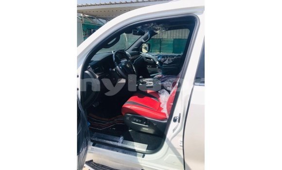 Buy Import Lexus LX White Car in Import - Dubai in Attapeu Province Buy Import Lexus LX White Car in Import - Dubai in Attapeu Province