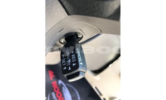 Buy Import Toyota Prado White Car in Import - Dubai in Attapeu Province Buy Import Toyota Prado White Car in Import - Dubai in Attapeu Province