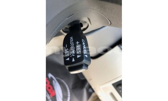 Acheter Import Voiture Toyota Land Cruiser Noir à Import - Dubai, Attapeu Province Acheter Import Voiture Toyota Land Cruiser Noir à Import - Dubai, Attapeu Province