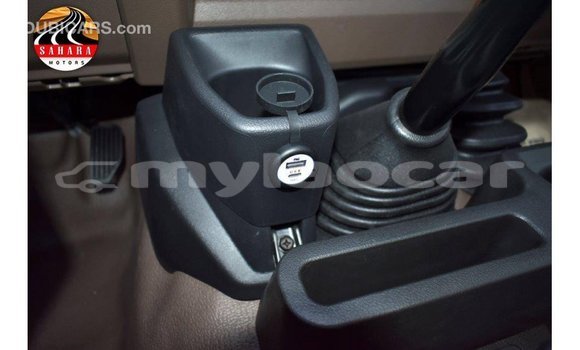 Acheter Import Voiture Toyota Land Cruiser Autre à Import - Dubai, Attapeu Province Acheter Import Voiture Toyota Land Cruiser Autre à Import - Dubai, Attapeu Province