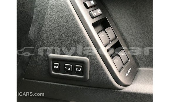 Acheter Import Voiture Toyota Prado Autre à Import - Dubai, Attapeu Province Acheter Import Voiture Toyota Prado Autre à Import - Dubai, Attapeu Province