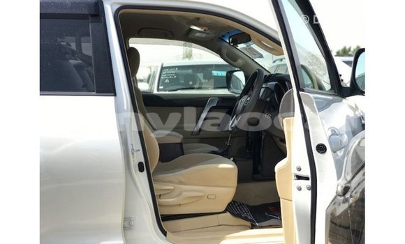 Buy Import Toyota Prado White Car in Import - Dubai in Attapeu Province Buy Import Toyota Prado White Car in Import - Dubai in Attapeu Province