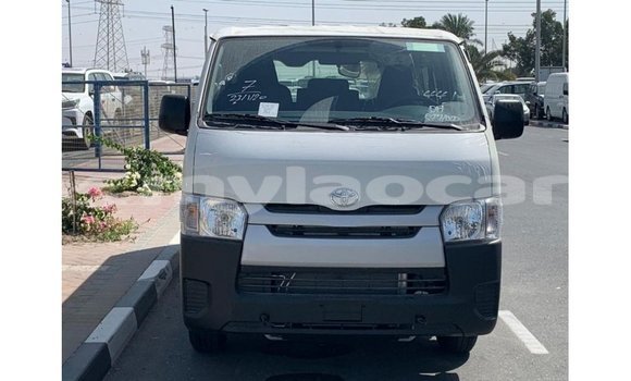 Buy Import Toyota Hiace White Car in Import - Dubai in Attapeu Province Buy Import Toyota Hiace White Car in Import - Dubai in Attapeu Province