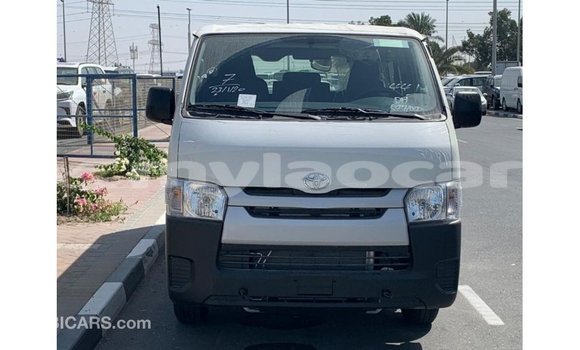 Buy Import Toyota Hiace White Car in Import - Dubai in Attapeu Province Buy Import Toyota Hiace White Car in Import - Dubai in Attapeu Province