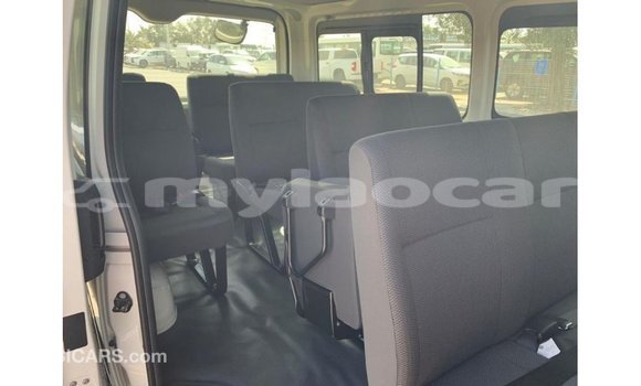 Buy Import Toyota Hiace White Car in Import - Dubai in Attapeu Province Buy Import Toyota Hiace White Car in Import - Dubai in Attapeu Province