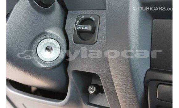 Buy Import Toyota Land Cruiser White Car in Import - Dubai in Attapeu Province Buy Import Toyota Land Cruiser White Car in Import - Dubai in Attapeu Province