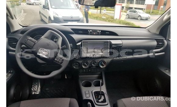 Buy Import Toyota Hilux Brown Car in Import - Dubai in Attapeu Province Buy Import Toyota Hilux Brown Car in Import - Dubai in Attapeu Province