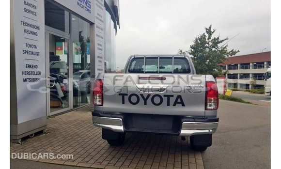 Buy Import Toyota Hilux Brown Car in Import - Dubai in Attapeu Province Buy Import Toyota Hilux Brown Car in Import - Dubai in Attapeu Province
