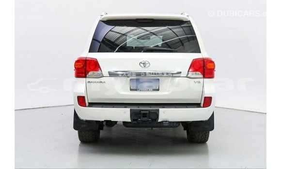 Buy Import Toyota Land Cruiser White Car in Import - Dubai in Attapeu Province Buy Import Toyota Land Cruiser White Car in Import - Dubai in Attapeu Province