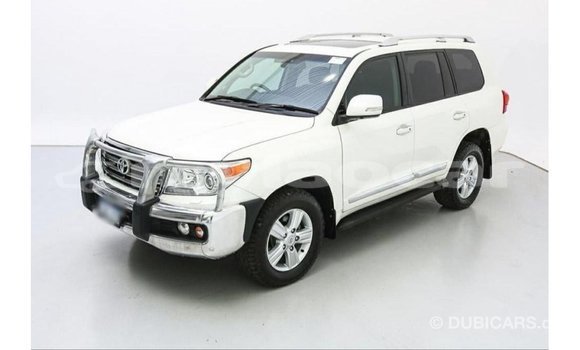 Buy Import Toyota Land Cruiser White Car in Import - Dubai in Attapeu Province Buy Import Toyota Land Cruiser White Car in Import - Dubai in Attapeu Province