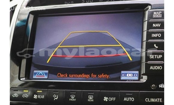 Buy Import Toyota Land Cruiser White Car in Import - Dubai in Attapeu Province Buy Import Toyota Land Cruiser White Car in Import - Dubai in Attapeu Province